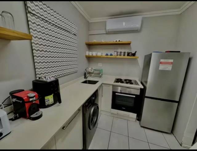 2 BEDROOM APARTMENT FOR SALE IN UMHLANGA ROCKS